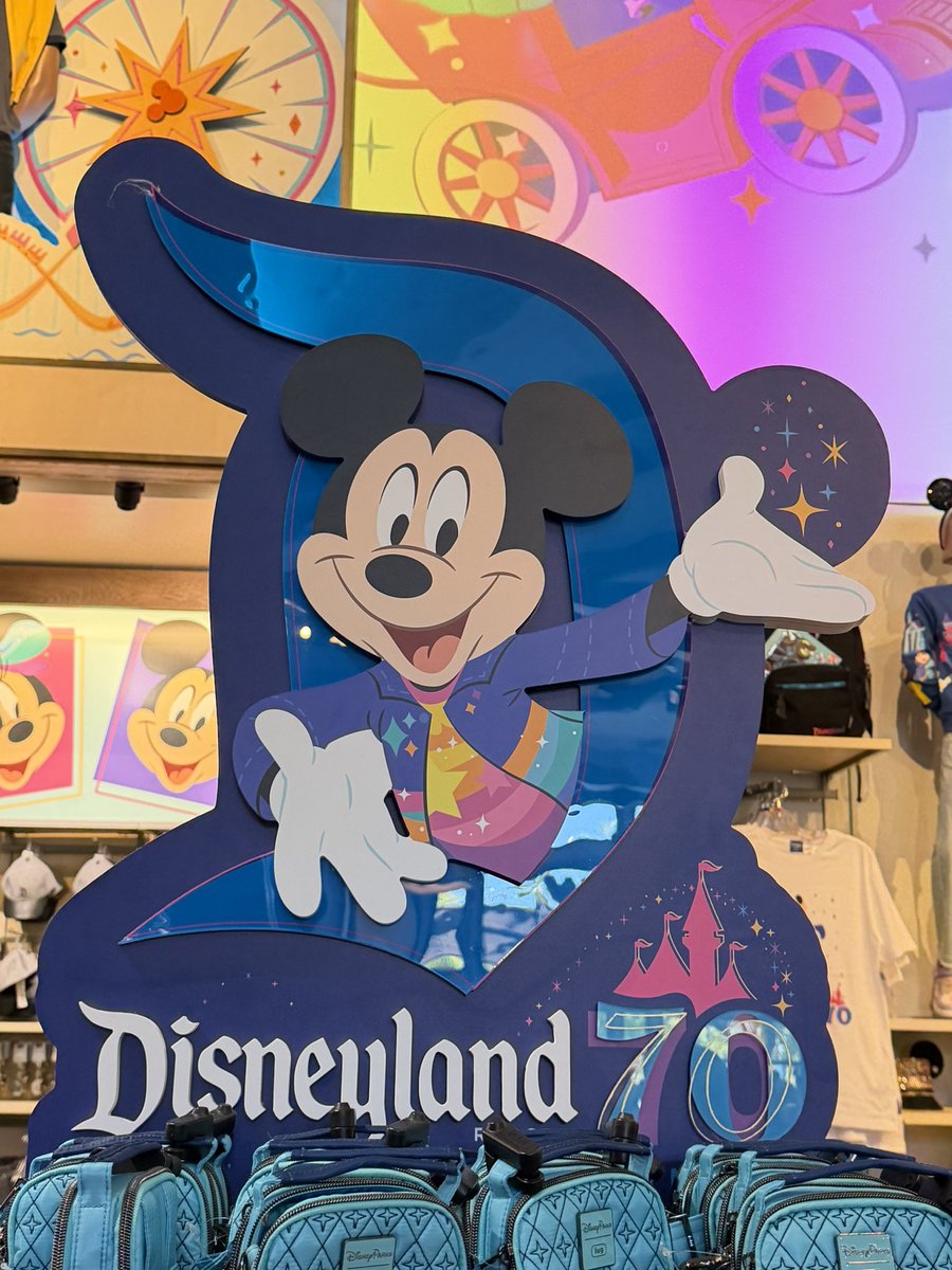 mickey_sa's tweet image. 久々に帰ってきた💕

#グーフィーズキッチン
#DCL
#グーフィー
#70周年