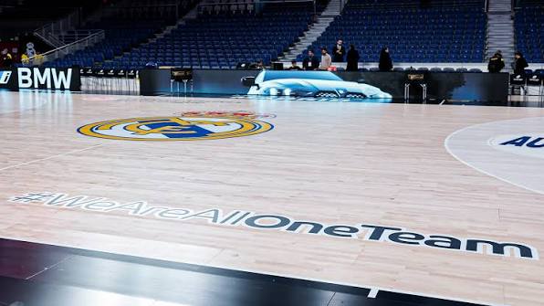 Miki 🟥⬜ tweet media