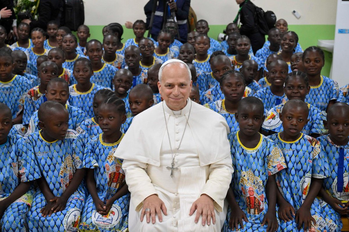 🎙️ Journal l #RadioVatican, l'édition de 8h30 du jeudi 16 avril en réécoute → vaticannews.va/fr/podcast/le-…

🇨🇲 <a href="/Pontifex_fr/">Pape Léon XIV</a> aux autorités camerounaise
🚸 Léon XIV et les orphelins de Ngul Zamba
🕊️ Bamenda espère paix et réconciliation
🇱🇧 Violents combats dans le sud du Liban
🇺🇦