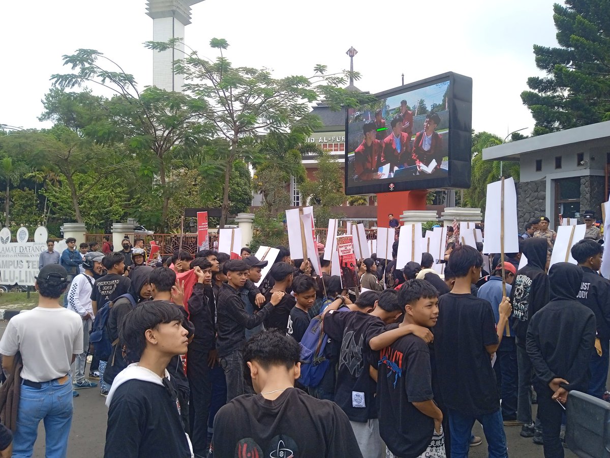 Mohamad Adzanu satria putra tweet media