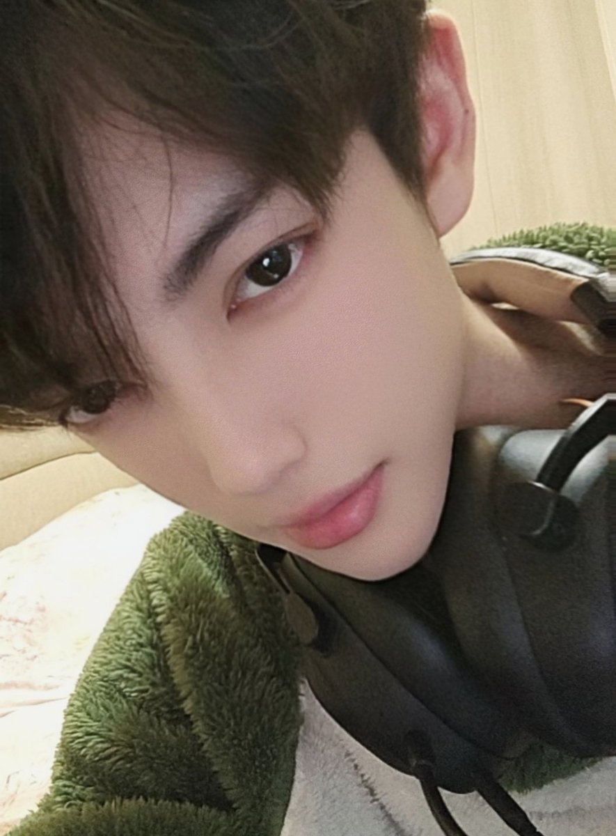 泰罗奥特曼 tweet media