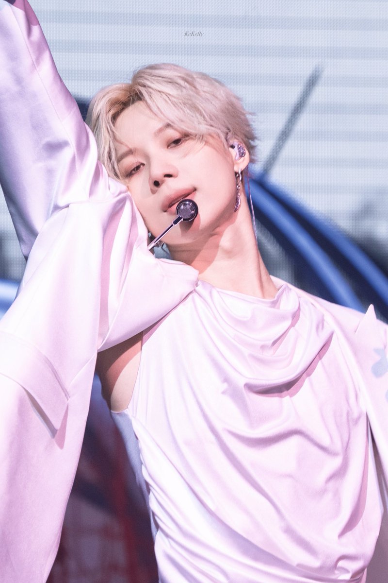 Moonstruck tweet media