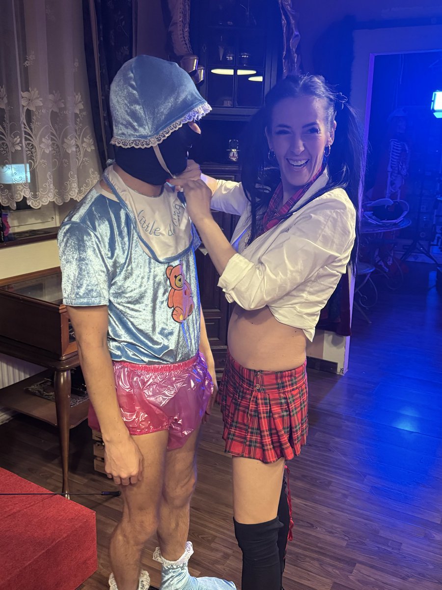 Lady Hanah tweet media