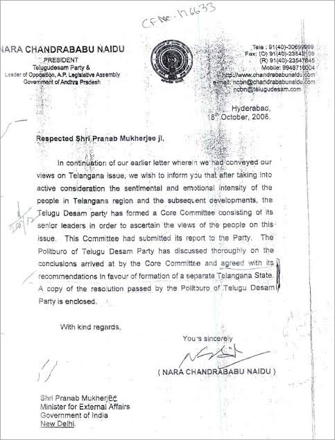MNageswarRaoIPS's tweet photo. శ్రీ చంద్రబాబు నాయుడు గారు,

మీ అధికార దాహం తీర్చుకోవడానికి ఆనాడు మీ మామ కీర్తి శేషులు నందమూరి తారక రామా రావు గారిని మీరు వెన్నుపోటు పొడిచారు.

మీ కుటిల రాజకీయాల కోసం, కనీసం అవశేష ఆంధ్రప్రదేశ్‌లోనైనా అధికారంలోకి వచ్చేస్తామనే దురుద్దేశంతో, 2008లో సమైక్యాంధ్రను విడగొట్టమని మీరు రాసిన ఉత్తరం వల్లే తెలుగు జాతి రెండుగా చీలిపోయింది.

ఇప్పుడు మళ్లీ అదే అధికార దాహంతో, దక్షిణ భారతానికి ఆర్‌ఎస్‌ఎస్-బీజేపీ-మోదీలు చేస్తున్న అన్యాయాన్ని మీరు సమర్థిస్తూ, తెలుగు జాతికి మాత్రమే కాదు, మొత్తం భారతావనికే ద్రోహం చేస్తున్నారు.

“దేశ చరిత్రలోనే చంద్రబాబు లాంటి నీచ, నికృష్ట, దుర్మార్గ రాజకీయ నాయకుడు ఎవరూ లేరు” అని కల్వకుంట్ల చంద్రశేఖర రావు గారు అన్నప్పుడు నేను నమ్మలేదు.

కానీ మీరు ఆయన మాటలను మళ్లీ మళ్లీ నిజం చేస్తూంటే, నమ్మక తప్పడం లేదు.