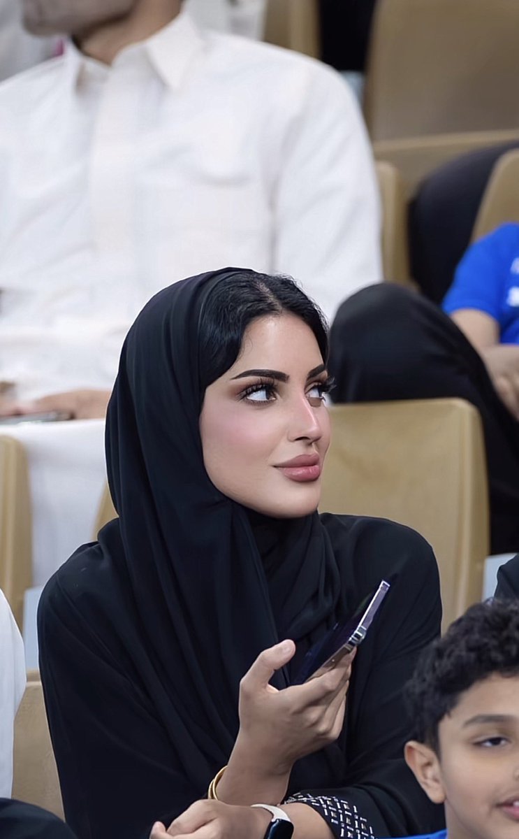 انسان tweet media