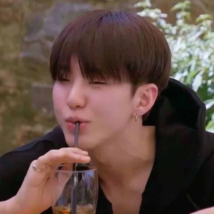 hoshshine's tweet photo. hoshi nana tour will always be one of my favourite hoshi's without doubt. He looked so cute all the time 🥹🩷 https://t.co/BlHwrjmbAL