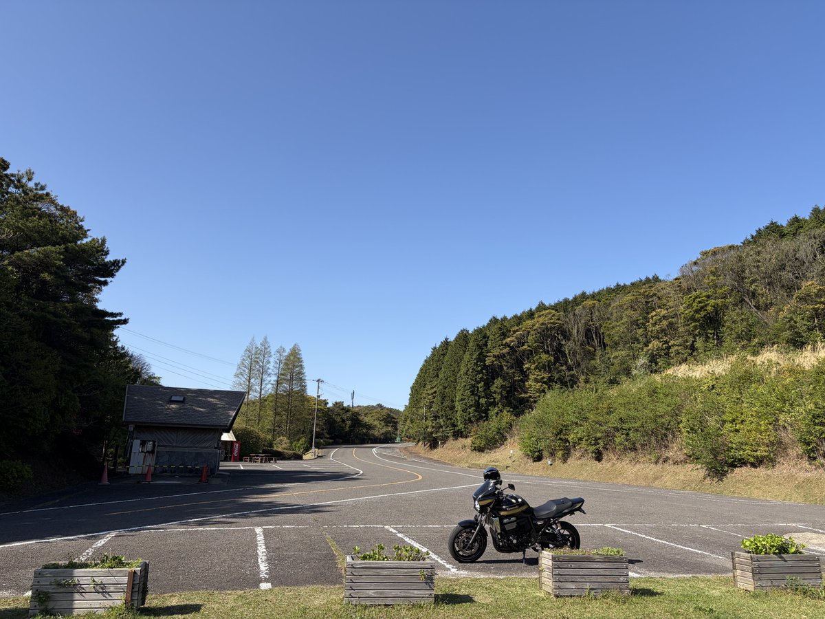 トワタ tweet media