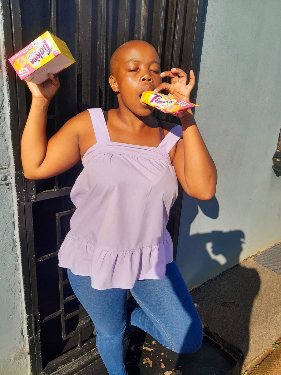 tsholo1818's tweet image. 😋 😋 😋 😋 
 #DistractinglyDelicious