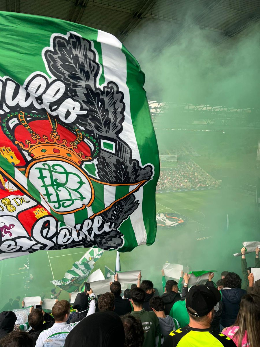 Peña Bética CarmoBetis tweet media