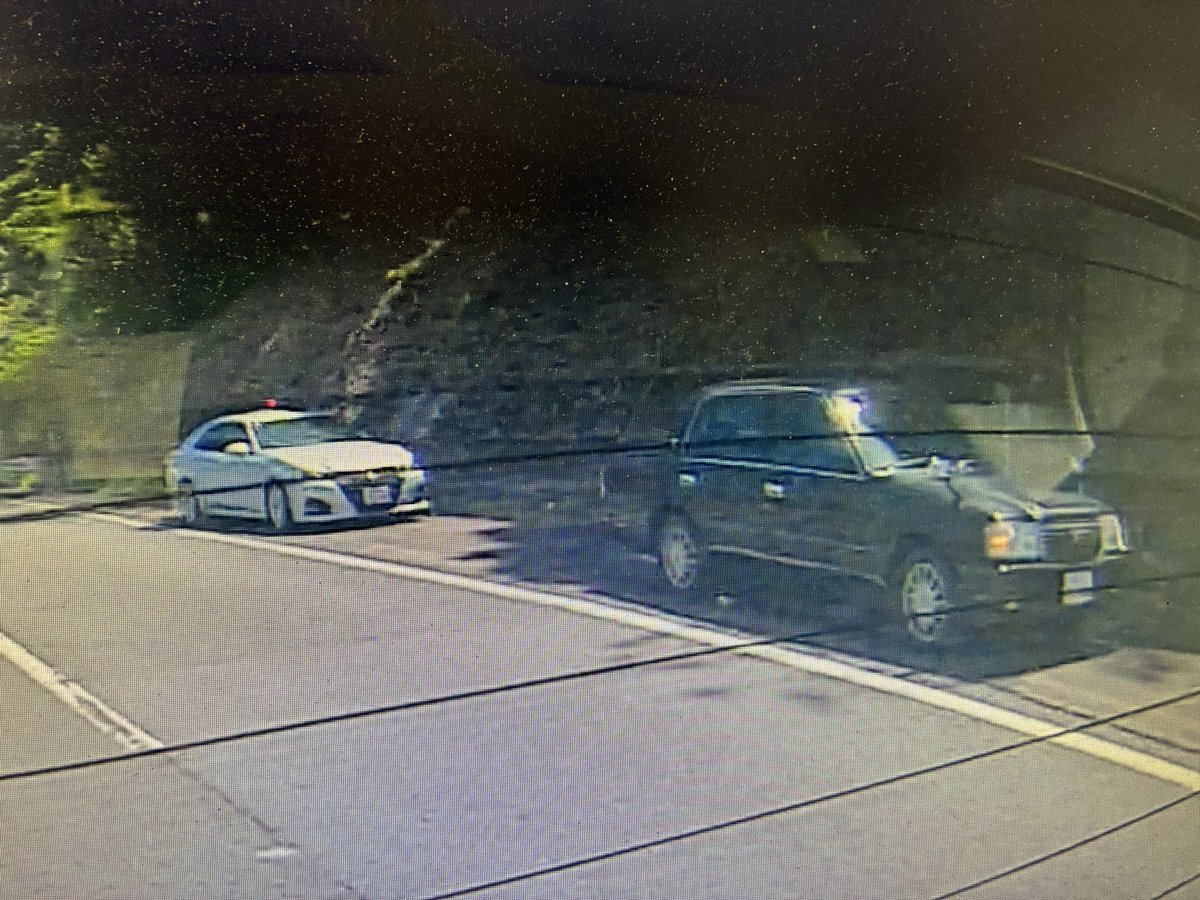 高速で路肩に停車して用を足す行為は、危険だし道交法違反にもなるので気をつけましょう。