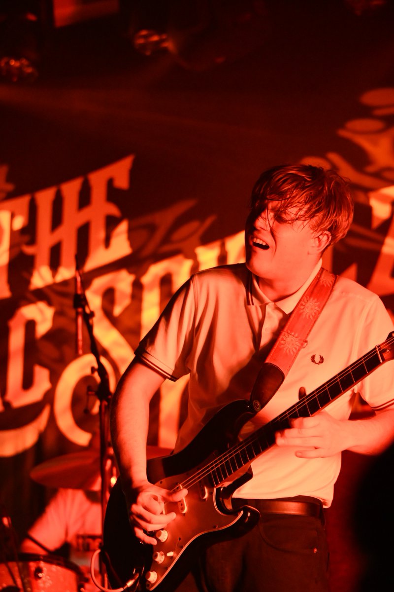 WRINKLYCLUB's tweet photo. https://t.co/I08pgnJpWY #ZACSCHULZEGANG #MITCHELLLANE @TheGarageHQ #REVIEW @Peter_Noble @Eel_Pie_Club @CabbagePatchPub @GodofHellFire5 #LEAFHOUND @connor_selby @ProvogueRecords @SlimChanceMusic @NeverTheBride #BURNINGROPE #TRACKSOFTHEDAY @zachmoonshine #BROKENTRINITY #PODOFTHEDAY https://t.co/1uOL8H3Qri