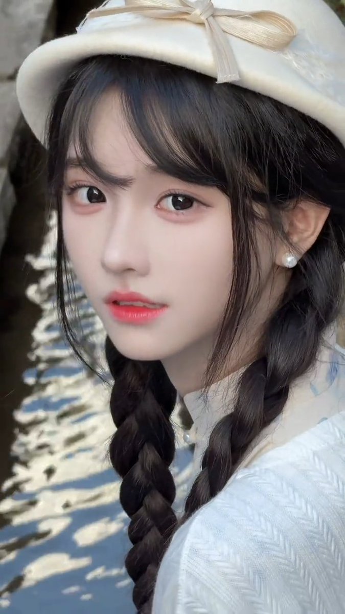 蔡文姬 tweet media