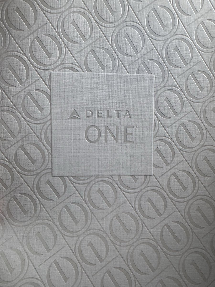 TeamUehara's tweet image. 今回もDELTA さんにお世話になりました‼️

快適な空の旅をありがとうございます😊

皆さんは、どこのやつを使ってます？？🤔

#DELTA
#🇺🇸