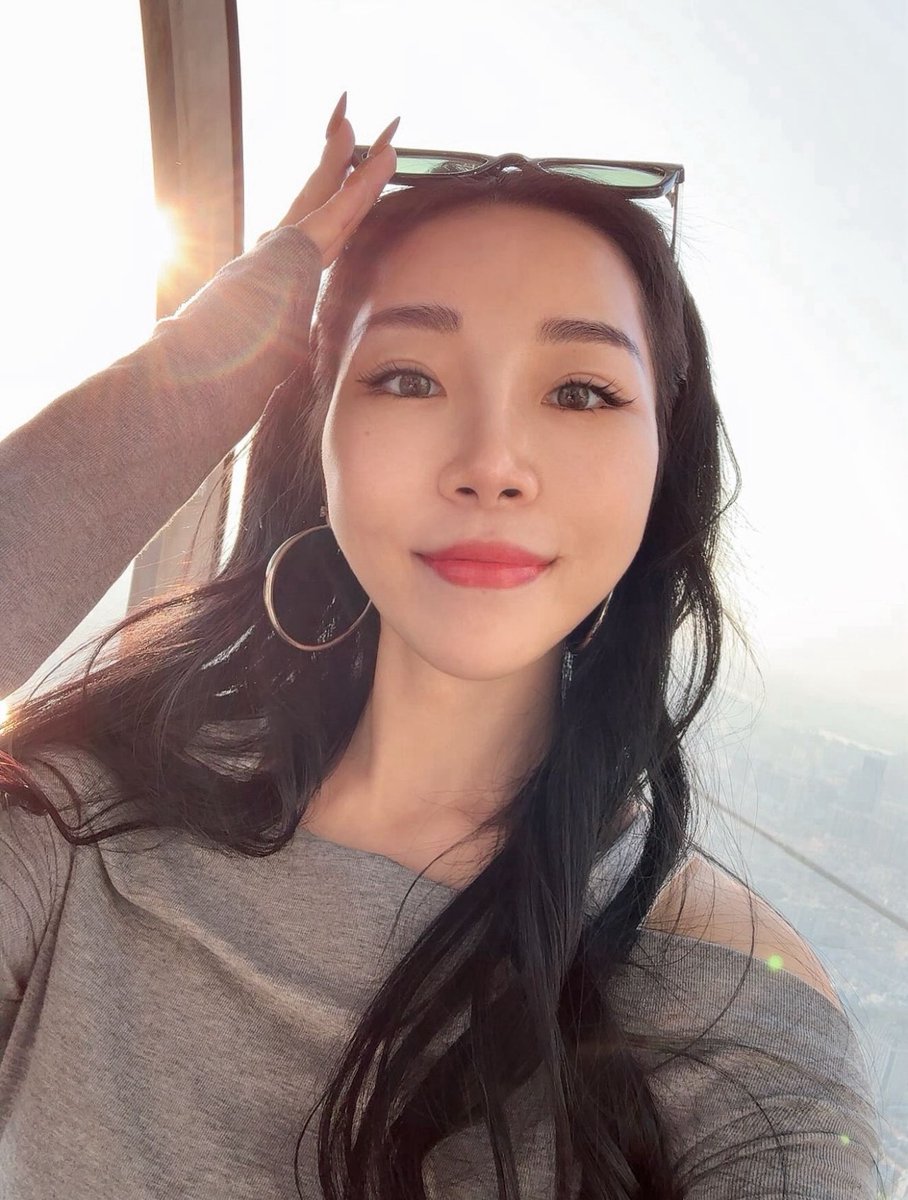 Chloe🇭🇰🦖🐷 tweet media