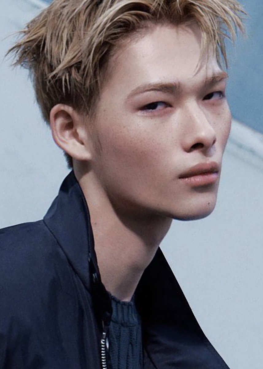 니키 얼굴 tweet media