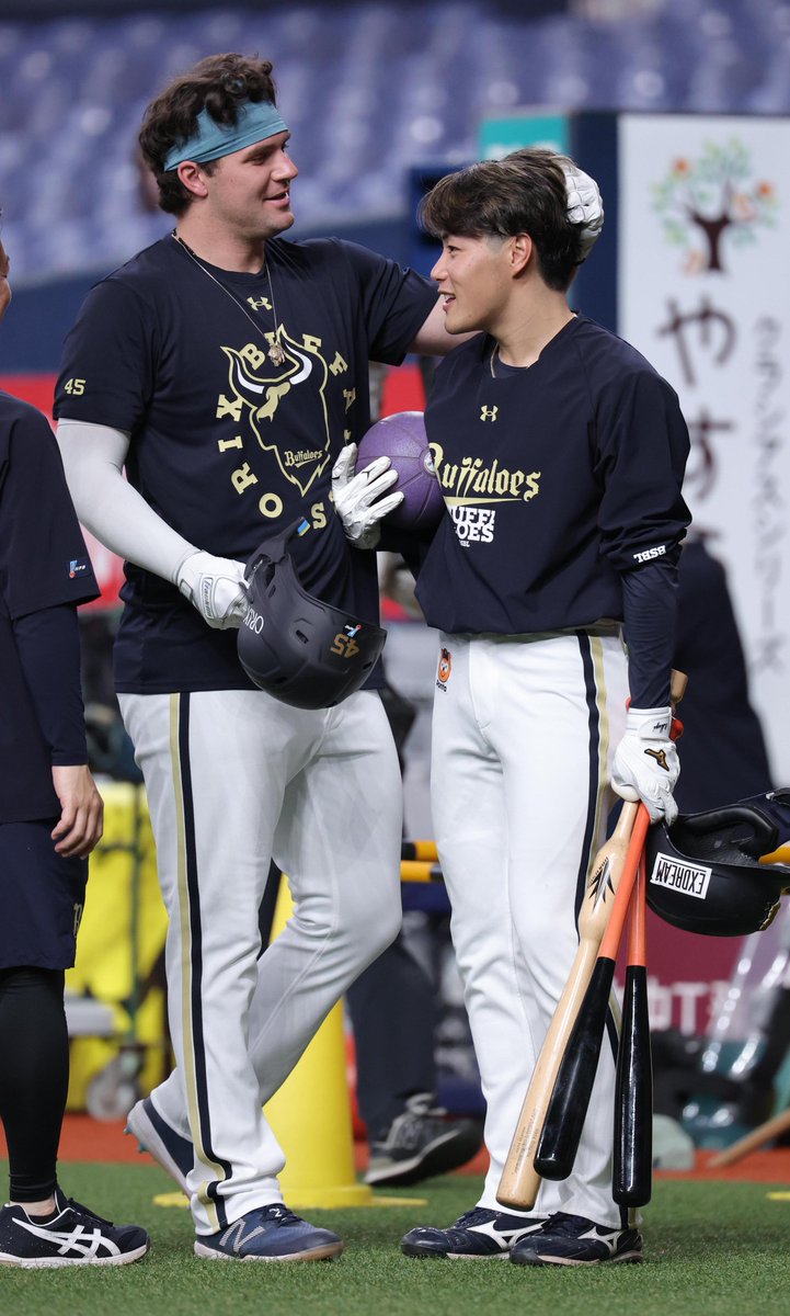 オリほーーーち tweet media