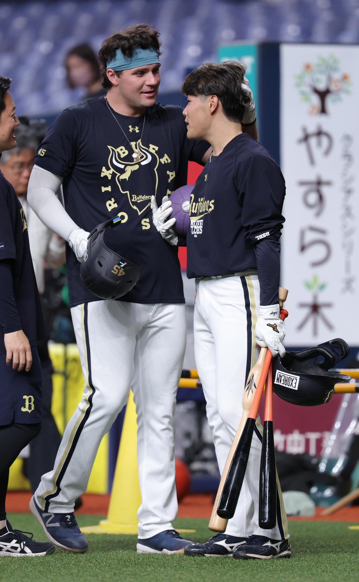 オリほーーーち tweet media