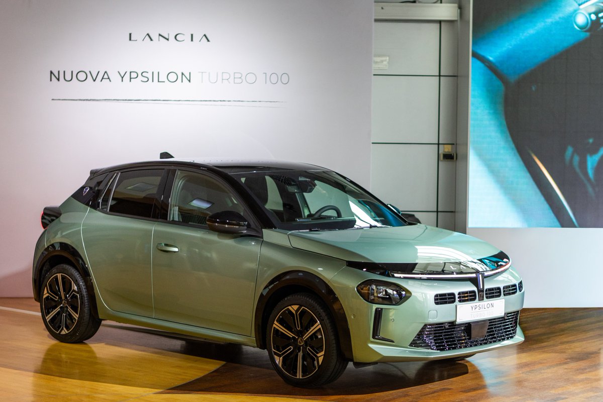Lancia tweet media