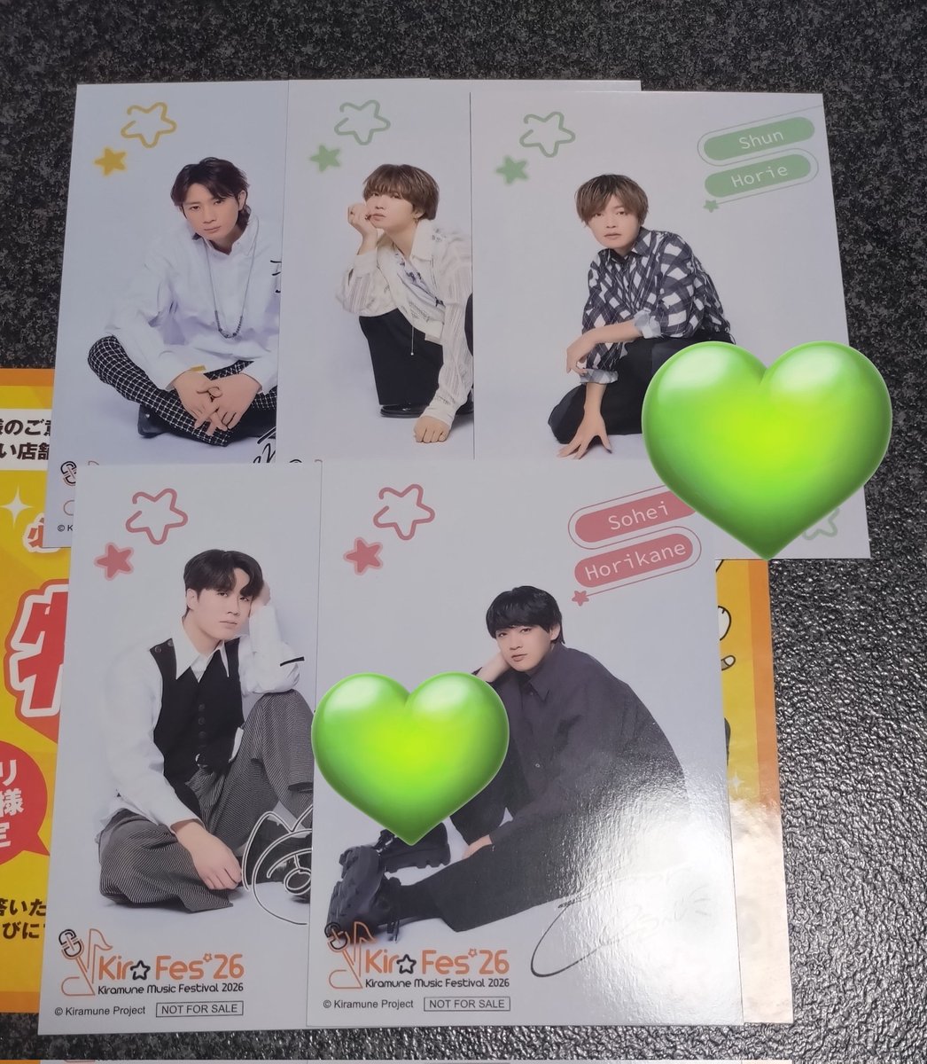 なちょ tweet media