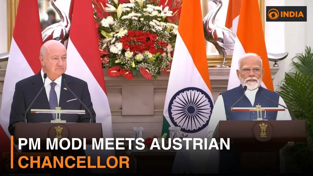 DDIndialive's tweet image. PM Modi Meets Austrian Chancellor Christian Stocker

#WATCH Full🔗youtu.be/8KRAW670nPE

#Delhi #IndiaAustria #BilateralRelations #GlobalCooperation