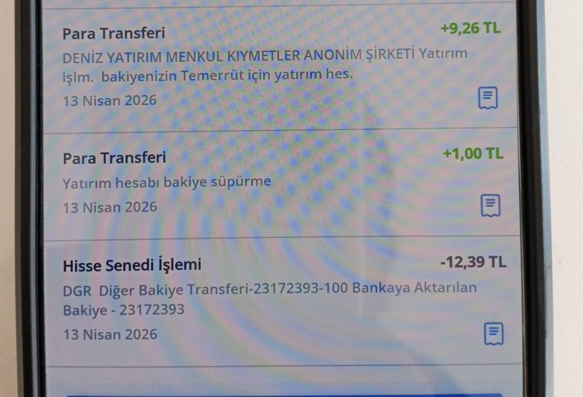mstf_2122's tweet image. 😡 Deniz Yatırım / Denizbank yine yaptı yapacağını!
👉3572 TL ye sattığım #AAGYO halka arzında hesabıma aktardığım para 3544 TL.
28 TL buhar oldu.
Bakın şu kesintilere:
+9,26 TL para transferi
+1 TL süpürme
+8 TL transfer ücreti 
Ama hemen ardından:
-12,39 TL DGR Diğer Bakiye