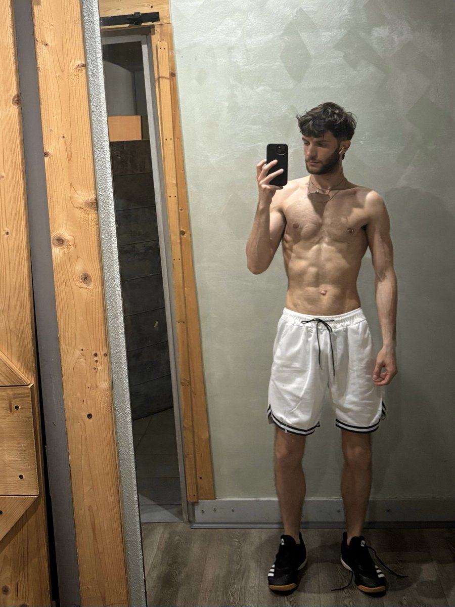 🇦🇱🇮🇹 tweet media