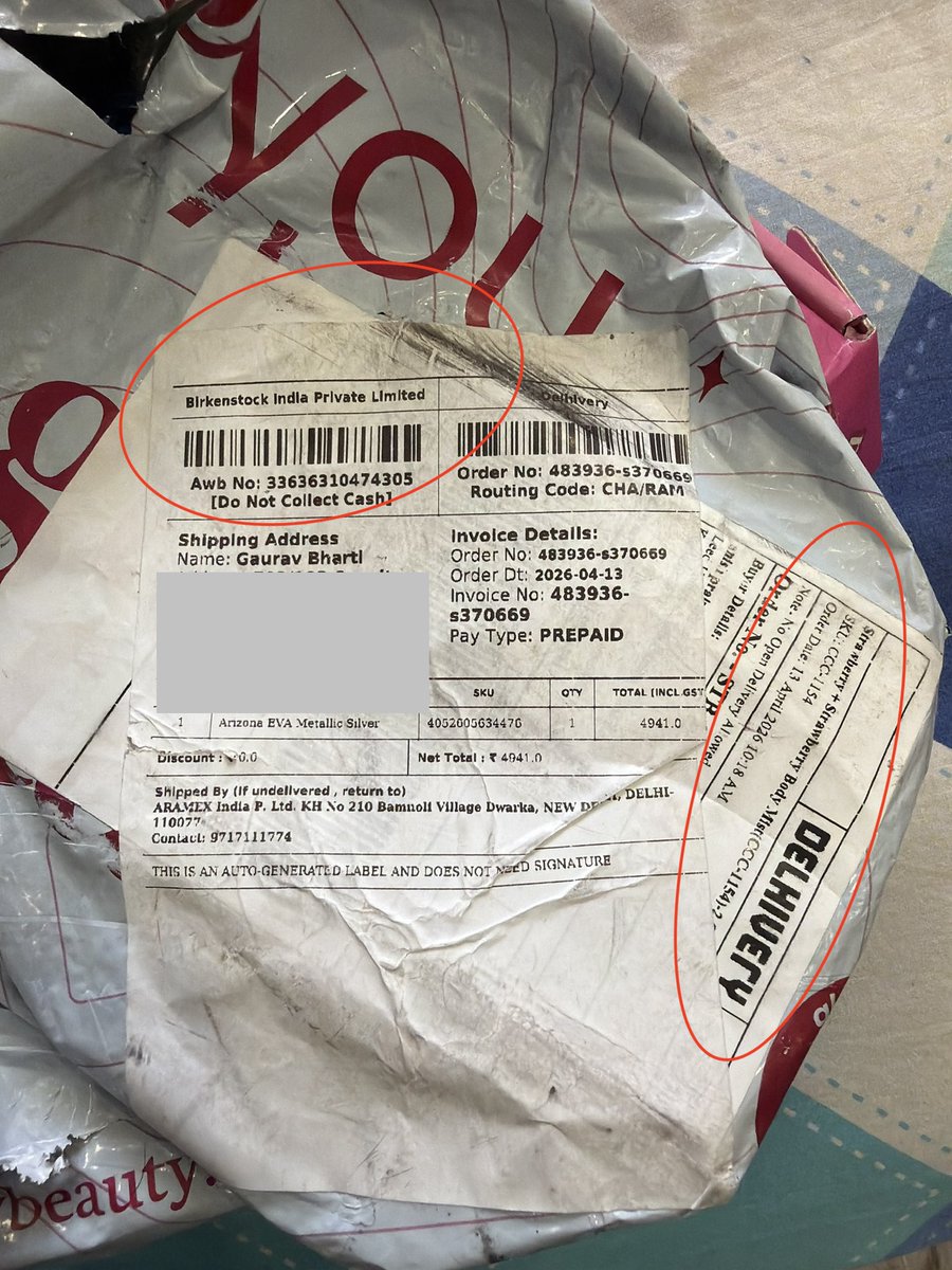 grvology's tweet photo. BEWARE! Now brands like @BIRKENSTOCKUSA @Birkenstock @L_Catterton @LVMH have started SCAMMING us!!! 
I ordered a pair of Eva’s and I got  body myst. Box has 2 labels but the CC team is not even acknowledging the mistake. 
Delivery by: @delhivery @consumerforum_ 
Pfa SS ⬇️ for clear explanation
