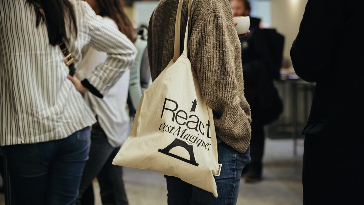 React Paris Conf' -by- BeJS tweet media
