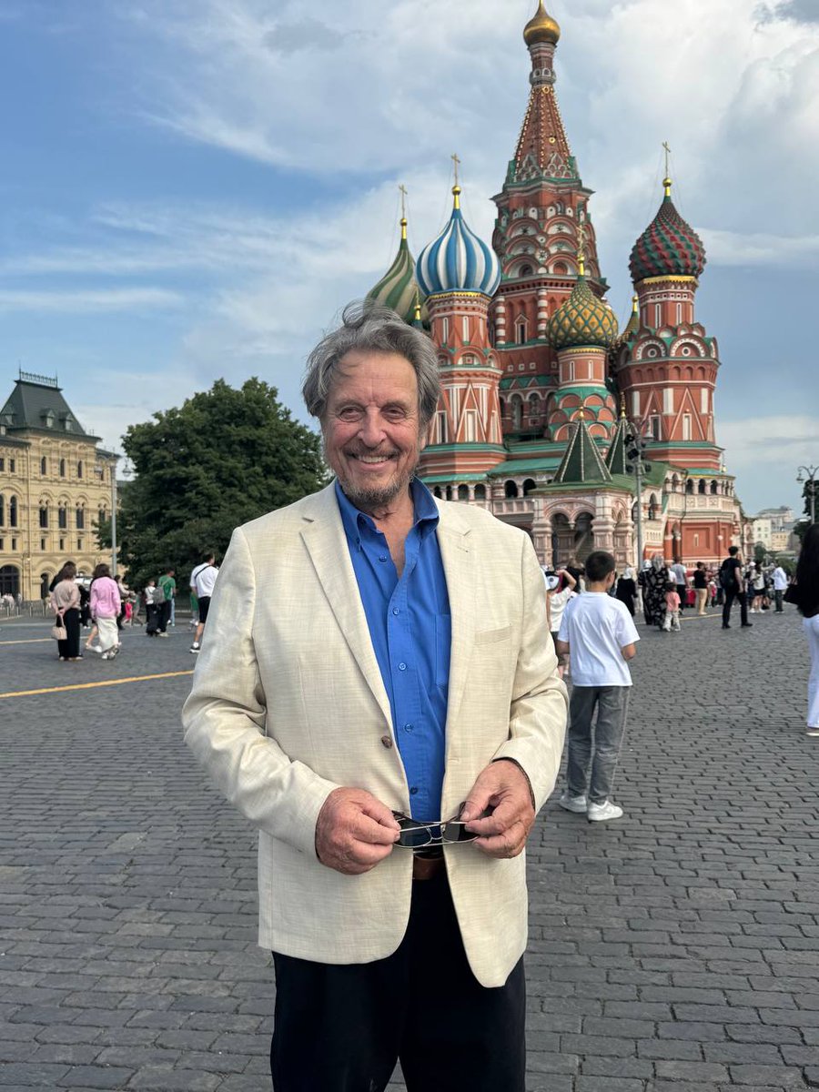 Elon Musk's Father Visited Russia Again🇷🇺

Errol Musk, an 80-year-old businessman, arrived in the country for the third time in the past ten months. This time, he visited Nizhny Novgorod, where he confessed his love for vodka and learned a few phrases in Russian. He was also