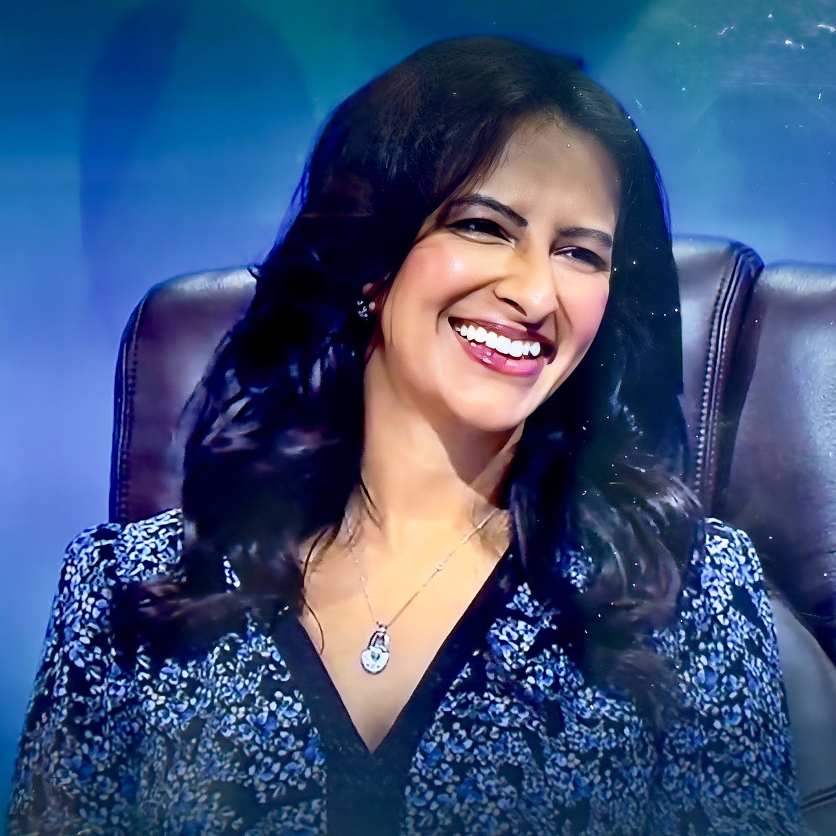 raymach1's tweet image. 𝐑𝐀𝐍𝐕𝐈𝐑

Ranvir on Countdown this week 👍

#RanvirSingh
#GMB
#Countdown