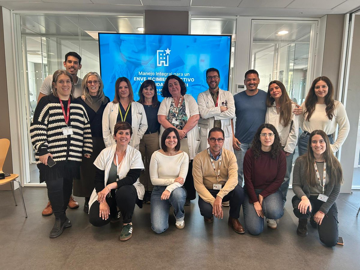 scienhub_org's tweet photo. 🚀Ayer comenzó el taller Manejo Integral para un Envejecimiento Activo y Saludable en #VIH en la @Fundacio_Lluita, centro de excelencia en envejecimiento

Dos días de debate sobre envejecimiento, calidad de vida, PROs e IA, role plays y casos prácticos!
Hoy seguimos!💪 https://t.co/tS8h34UPbq