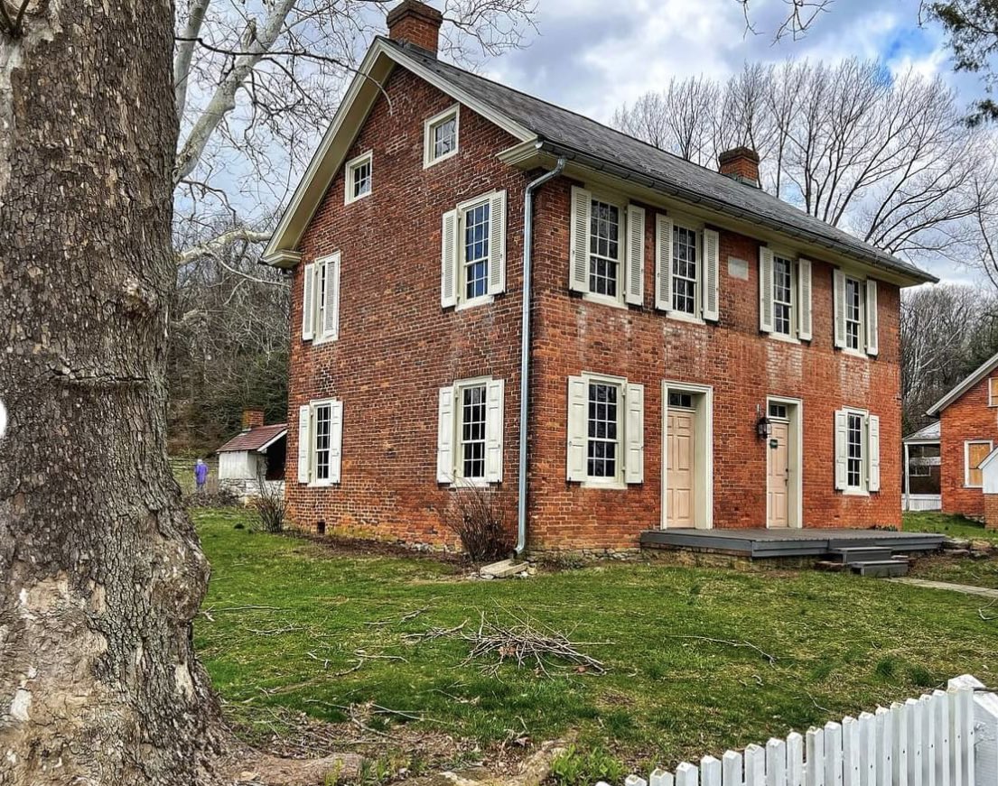 Smitty Werbenjagermanjensen 👯‍♀️ tweet media