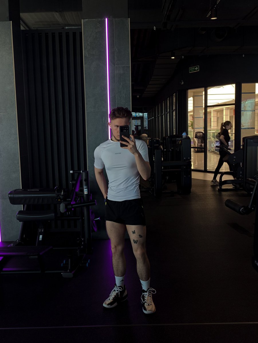 Alexander tweet media