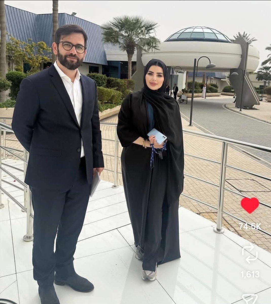 Arab Memes tweet media