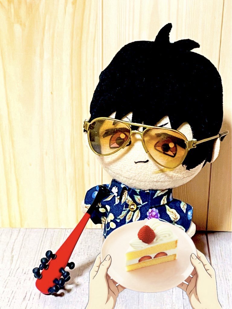 じんべい tweet media