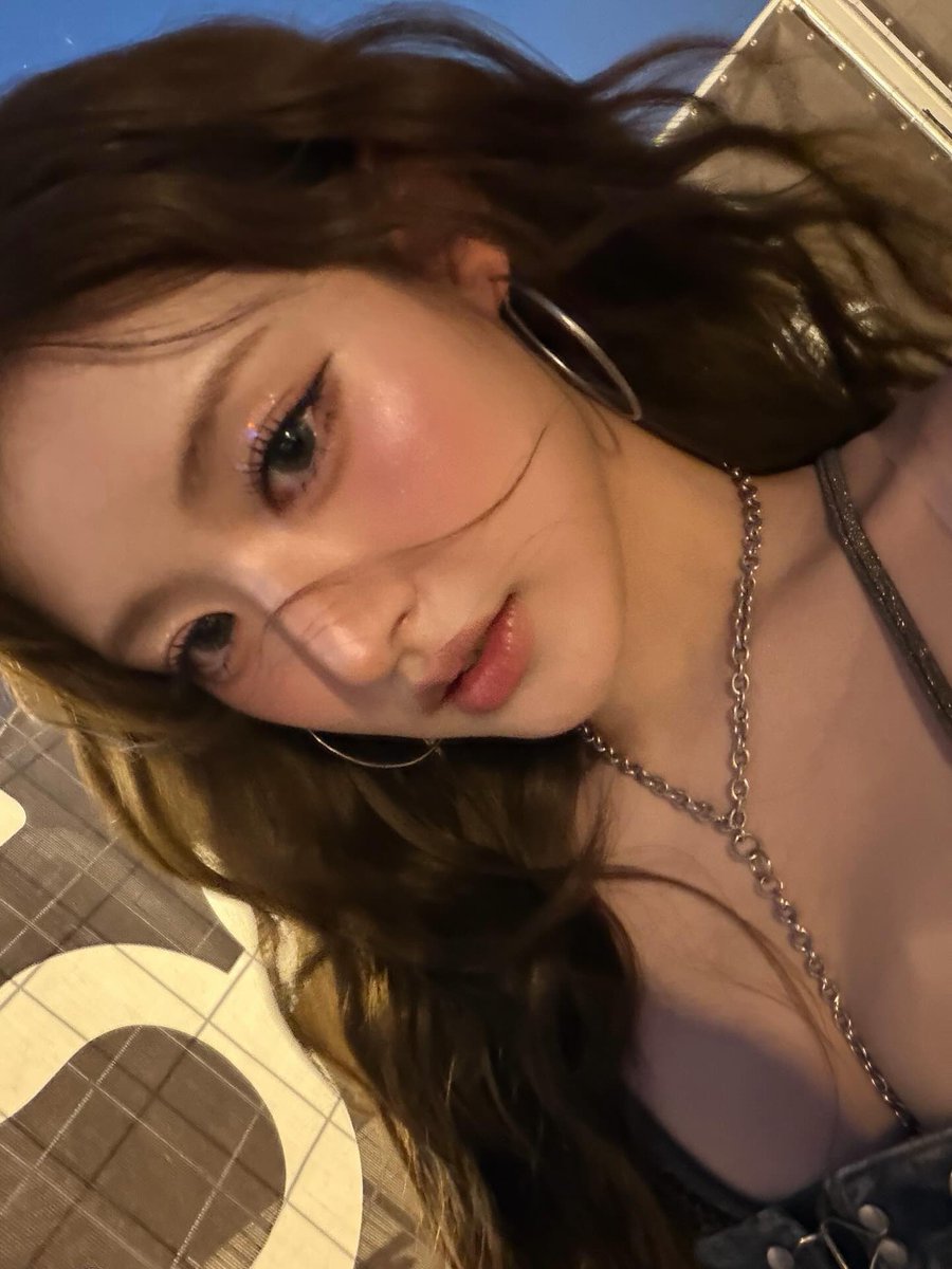 FIFTY FIFTY BASE tweet media