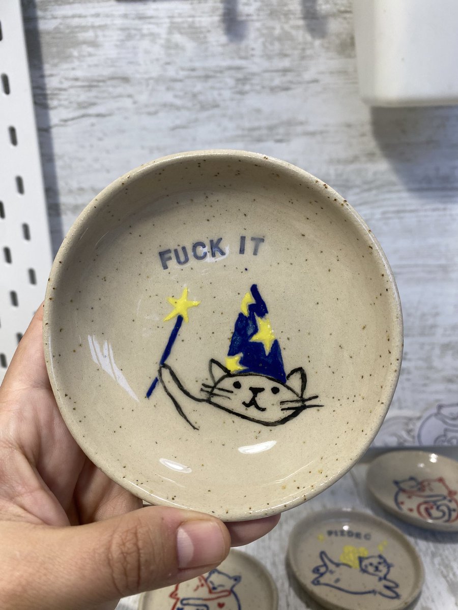 Уставшая версия Наташи В. tweet media