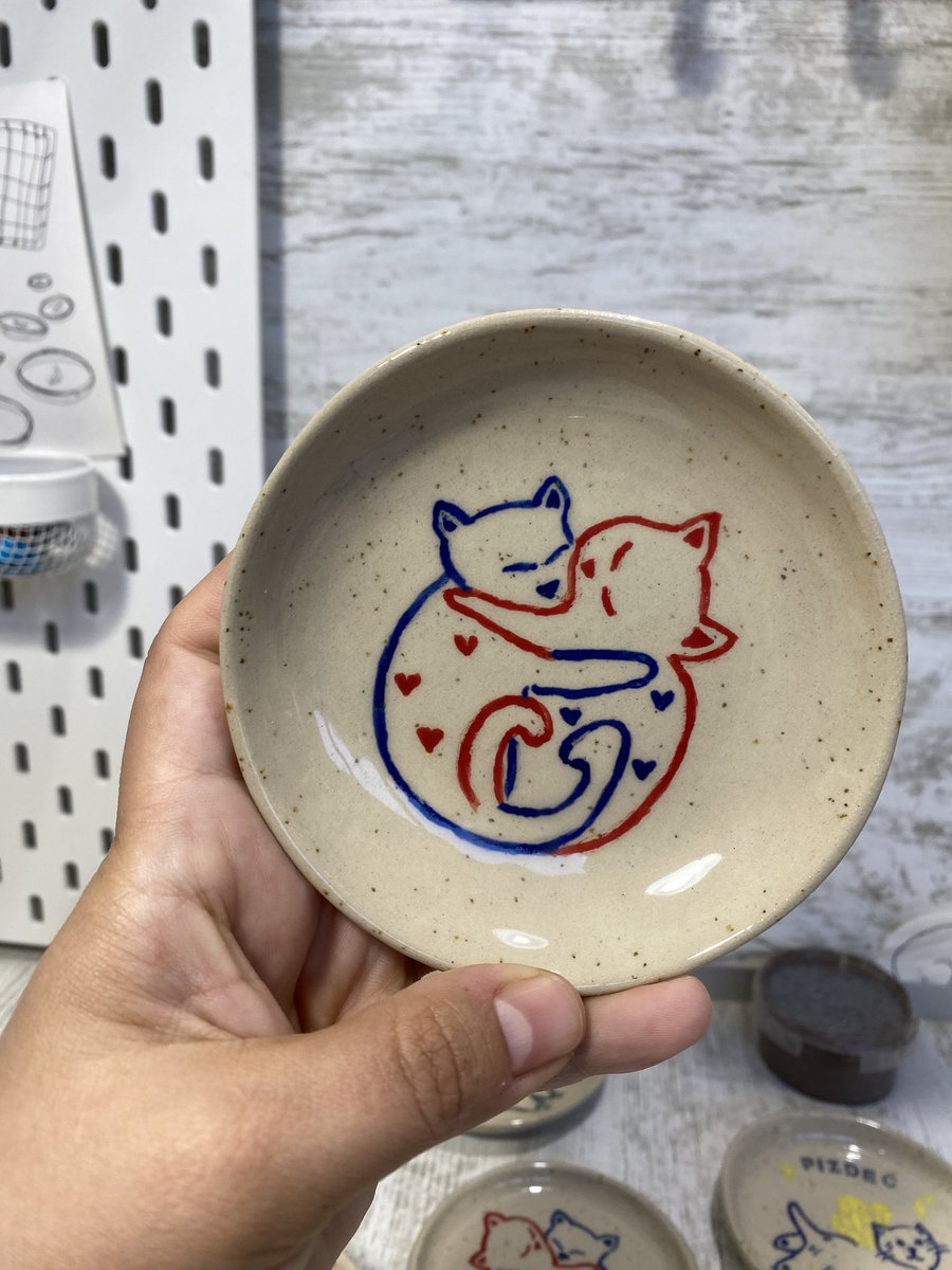 Уставшая версия Наташи В. tweet media