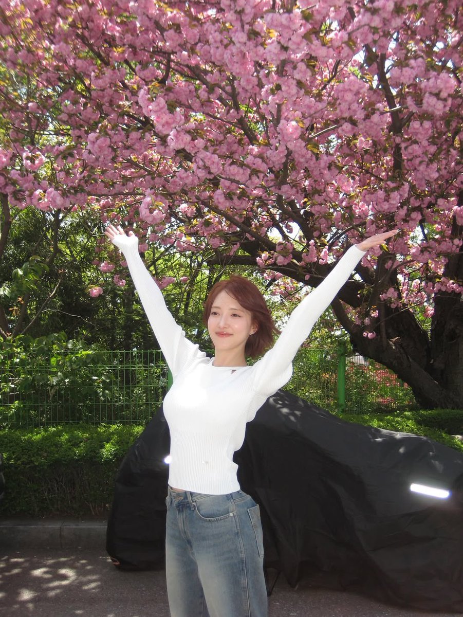 Lee Se Young Content tweet media