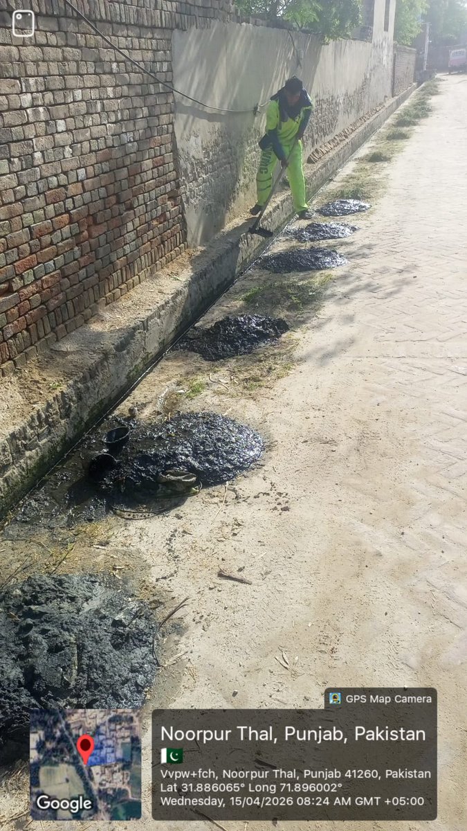 norpurthalsgwmc's tweet image. ڈیسلٹنگ:
نالوں کی صفائی کے ذریعے پانی کی روانی کو بہتر بنایا جا رہا ہے
#suthrapunjab
#cleanpunjab 
#greenpakistan 
#Pakistan 
#SGWMC