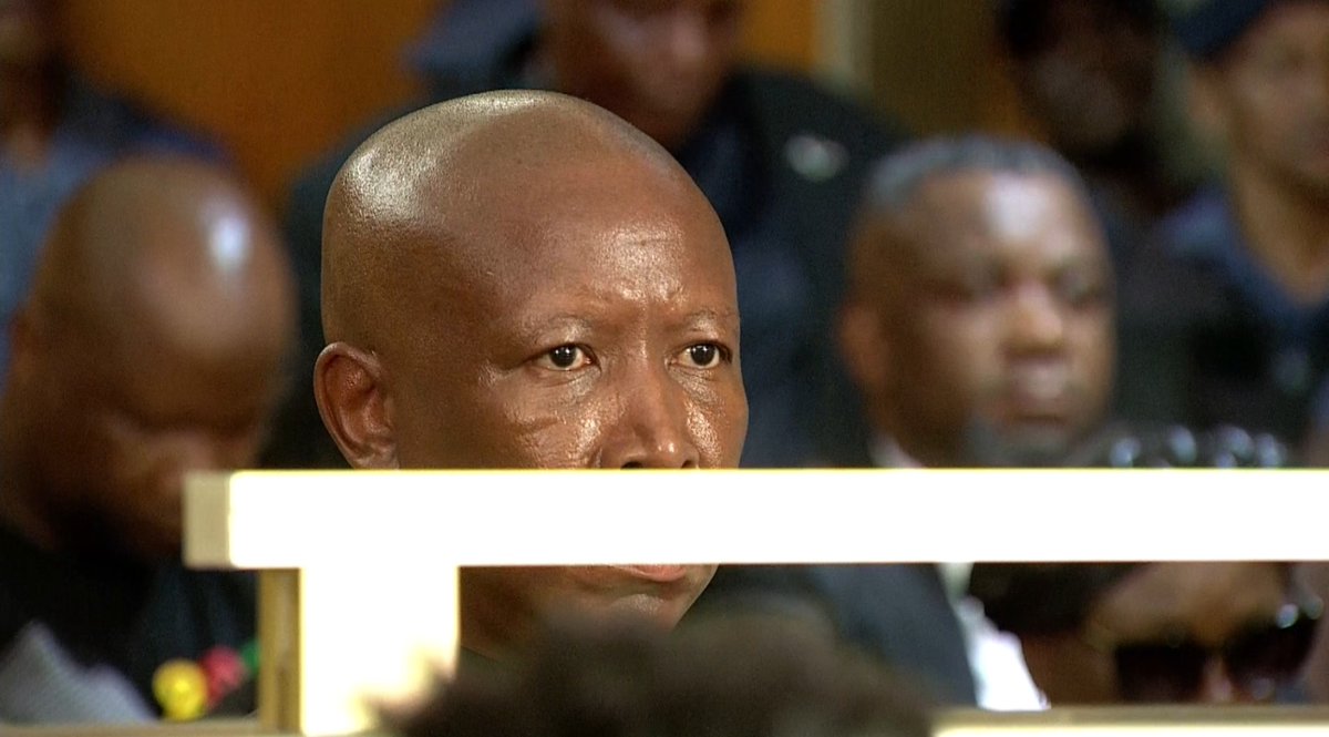 SABCNews's tweet photo. GALLERY | Economic Freedom Fighters (EFF) leader Julius Malema’s sentencing proceedings at East London Magistrate’s Court in KuGompo City, Eastern Cape. https://t.co/5yIyNulkIo