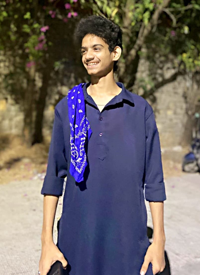 mdnisaruddin's tweet photo. Missing missing person 
Name,Syed Bilal Shah
Father name, Syed Feroz  Shah 
Location,Bazar Ghat,
Any information about this person please contact on 
Mobile number-9948212644 https://t.co/gAgP50Ja6r