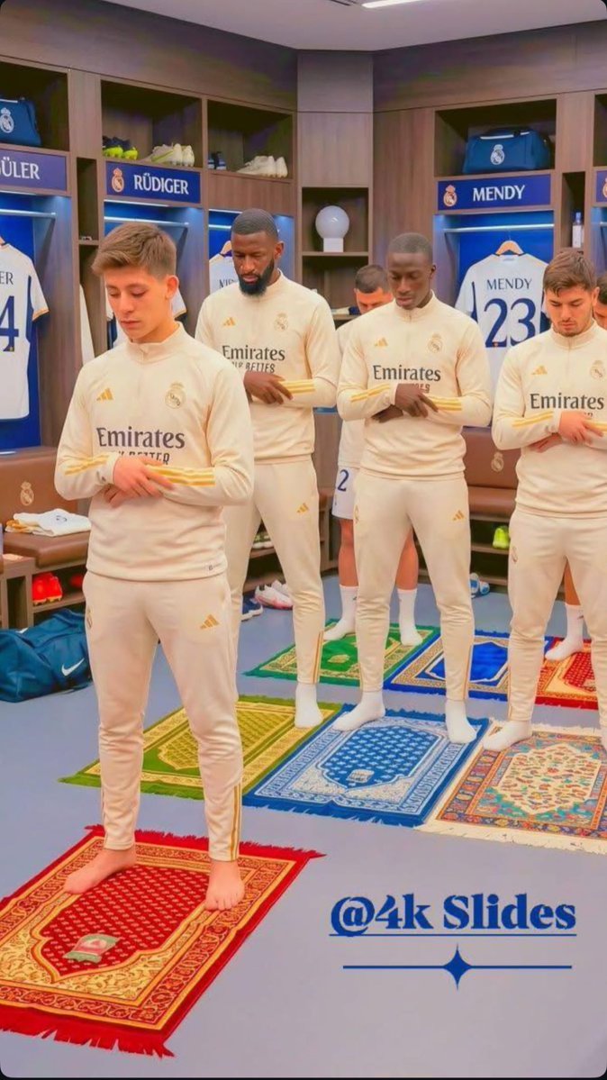 Cleverly 💐 tweet media