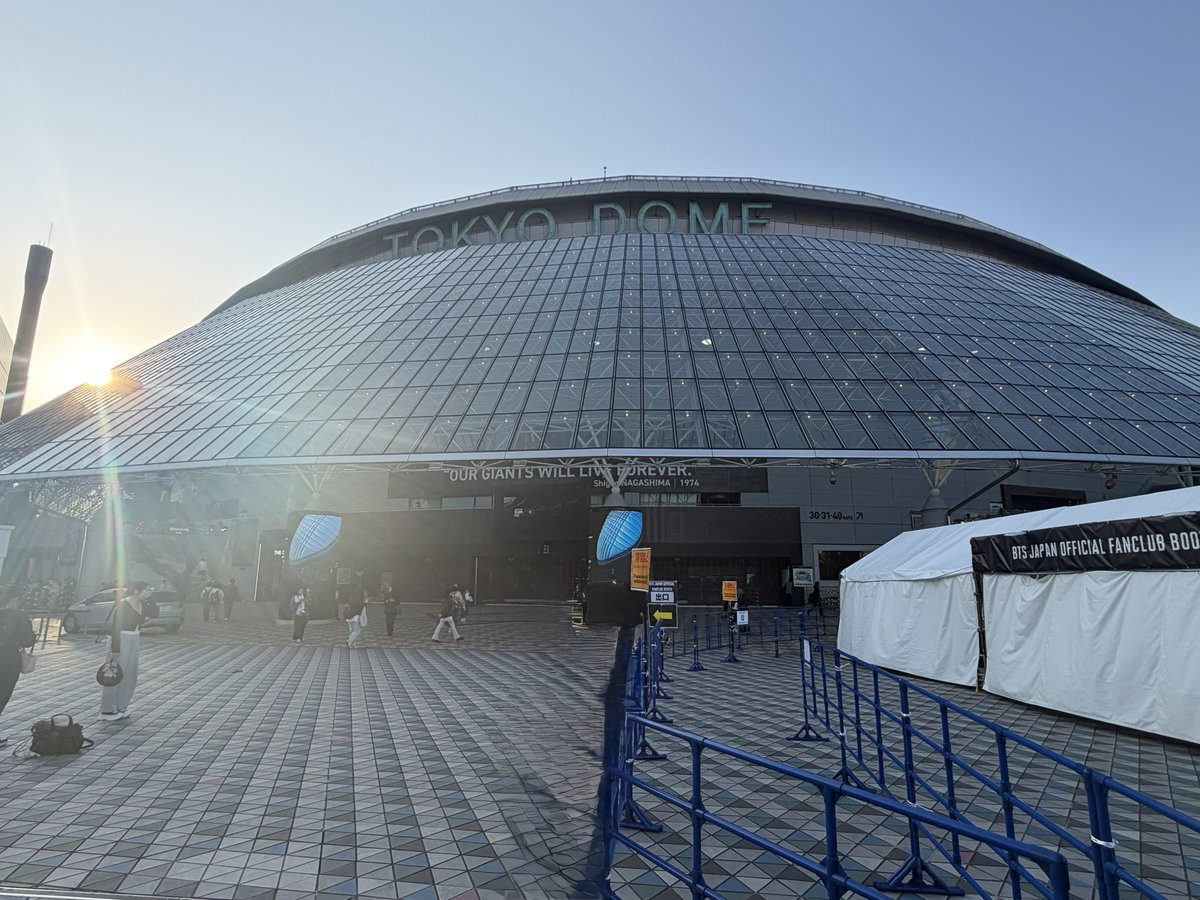 ぴーころ tweet media