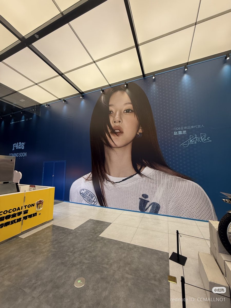 Boots 💙💜 tweet media