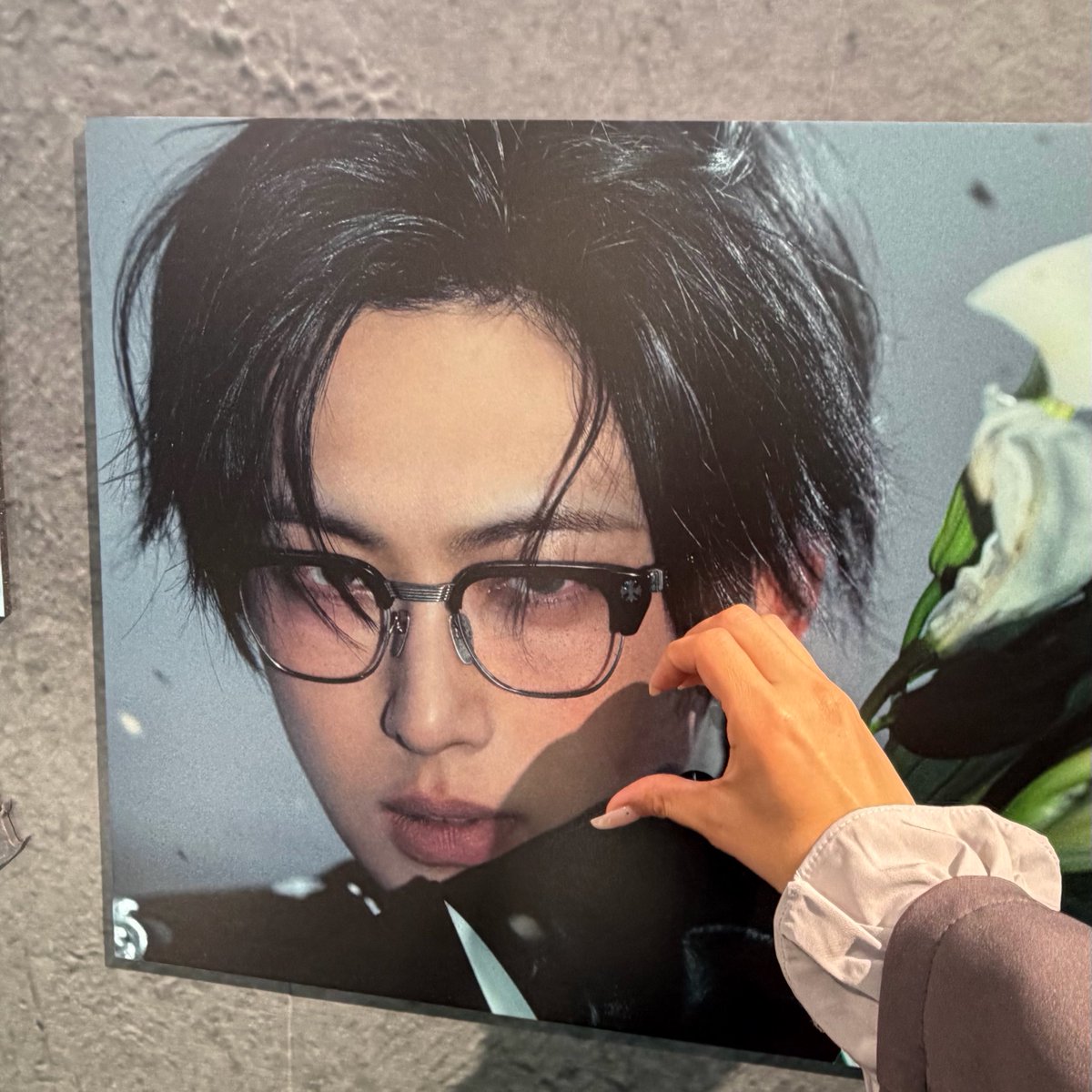 ３１０ tweet media