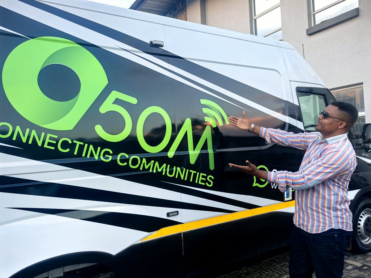 AbouPatriote's tweet image. 🚨Car Branding🚨
Koyeba Mosala Elengi👌
Chez Nous C'est la qualité👌
L'Expertise au Service de la Nation👌 #designers #Marketing  #digitalmarketingagency
 @AngelKazadi 
@HARZ97485790 
 @JeanmarcKabunda  @JPBodjoko
@DomiIbokos @PSengha @CybelleFuraha @JKanyoni @pmgalance