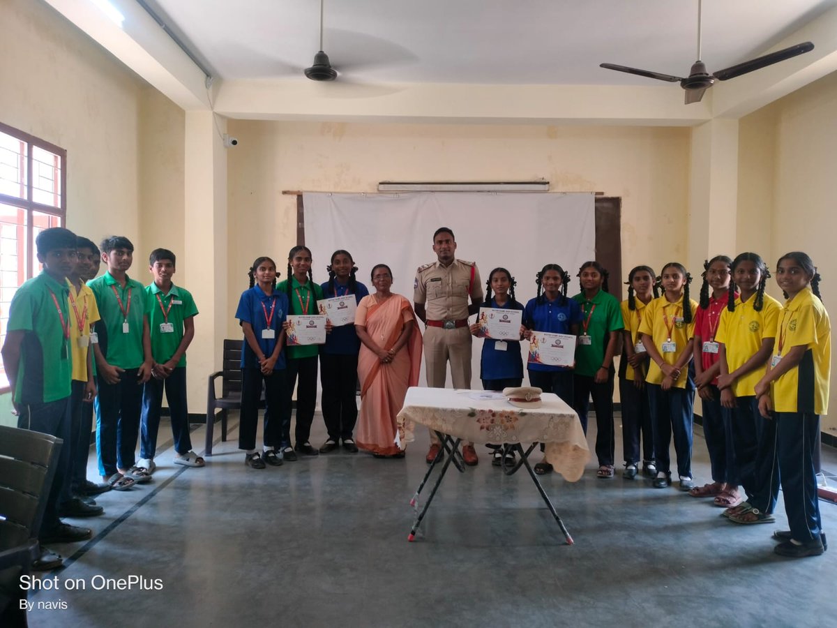 shosangem's tweet photo. In view of Arrive Alive program we conducted child safety pledge and road safety awareness in Notre dame school, Teegarajupalli and also issued a certificate of appreciation to participated children https://t.co/N5MOLzroGC