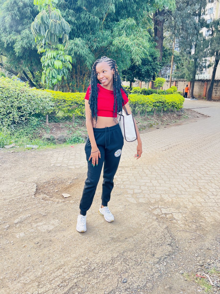 KC Shawrry 🐍🍻 tweet media