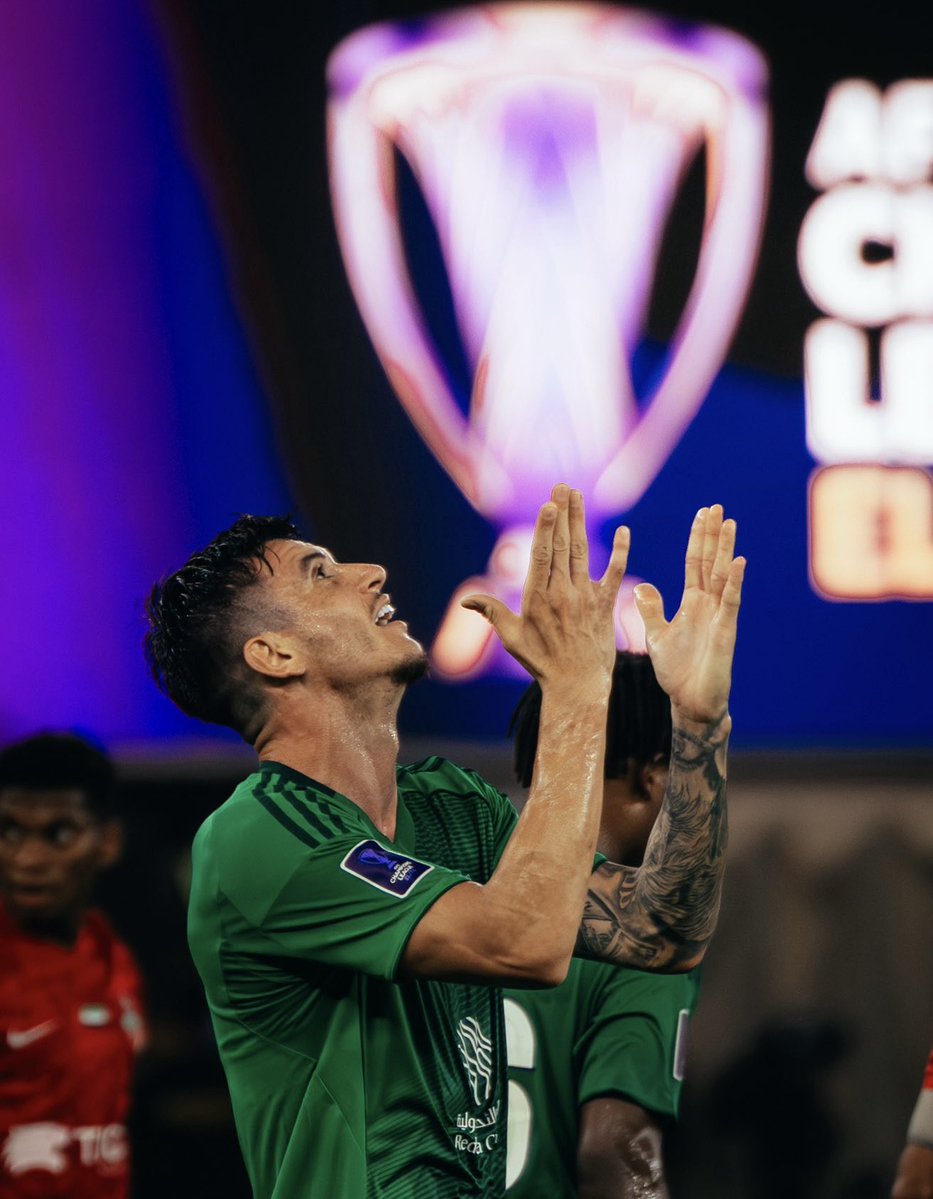 باسل 📊 tweet media